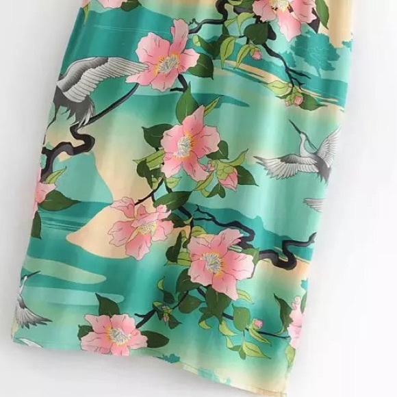 Tropical Print Slip Dress - Picture 12 of 13